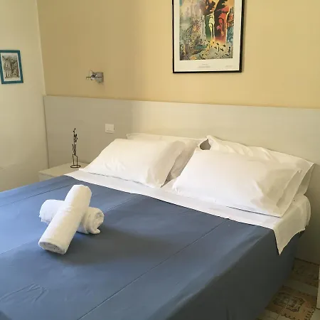 Nocleg ze śniadaniem Arco Dei Cappuccini *