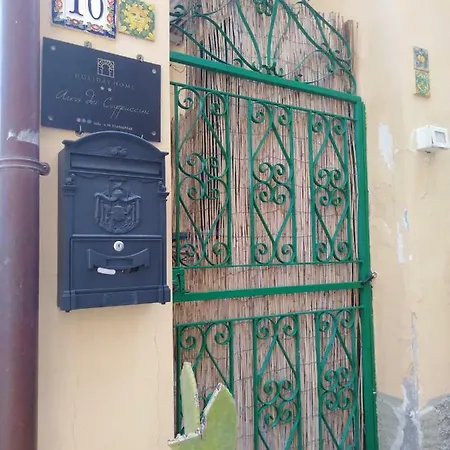 Nocleg ze śniadaniem Arco Dei Cappuccini *
